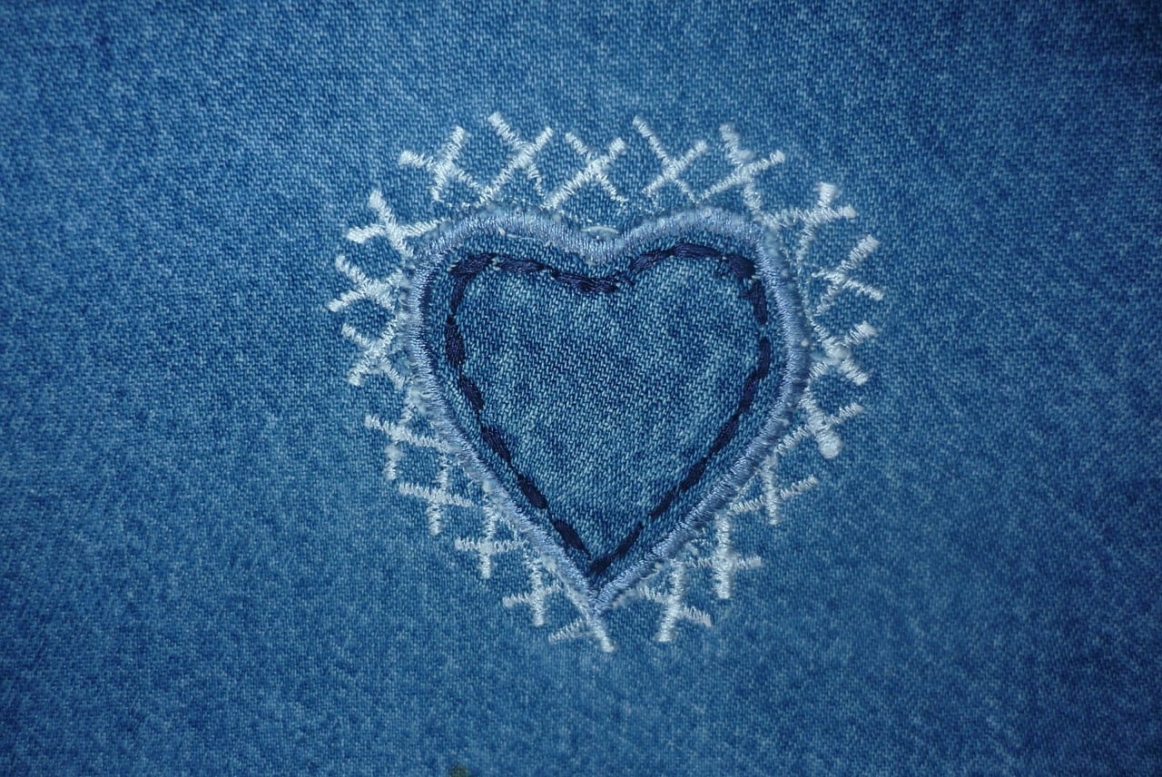Jeans - de kleur Indigo Zesde Chakra