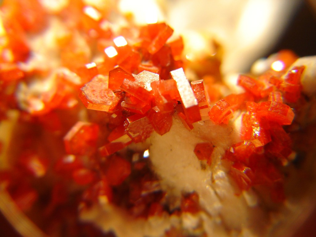 Vanadinite - Oranje Kristal en Tweede Chakra