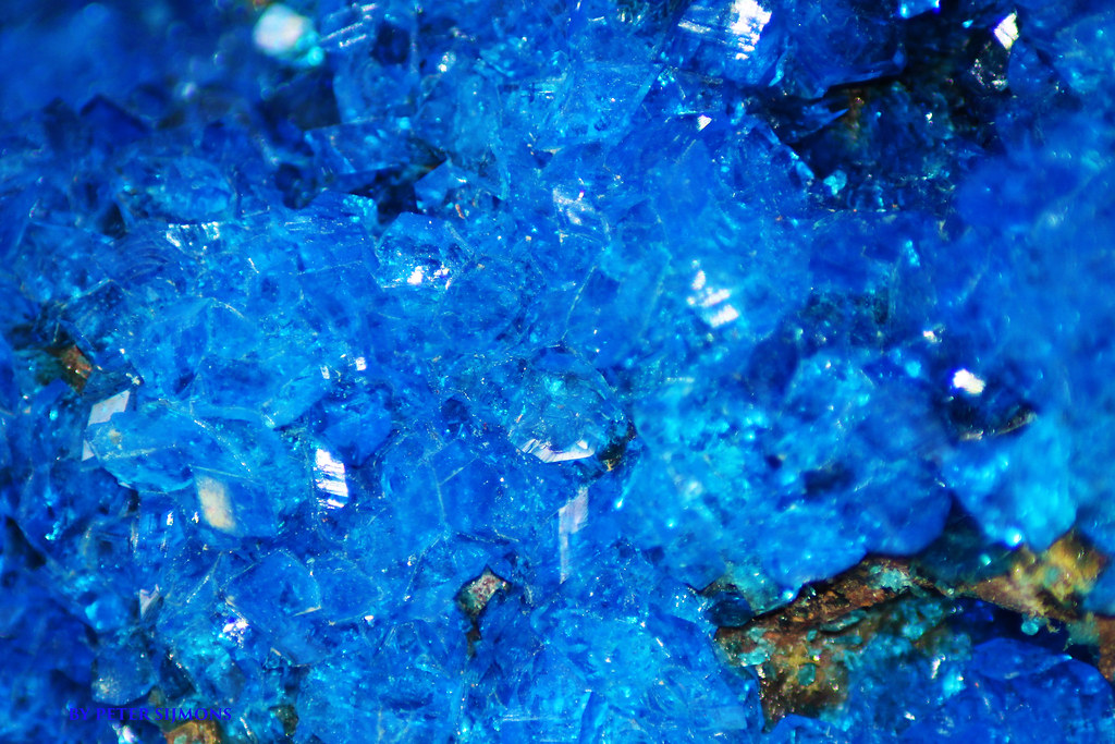 Blauwe Kristallen - Vijfde Chakra
